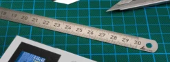 Auhagen 90002 Edelstahl-Lineal | Länge 300 mm | Modellbau-Zubehör