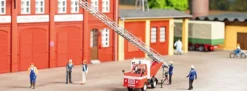 Auhagen 41688 Multicar M22 Feuerwehr Drehleiter PL | Bausatz Spur H0