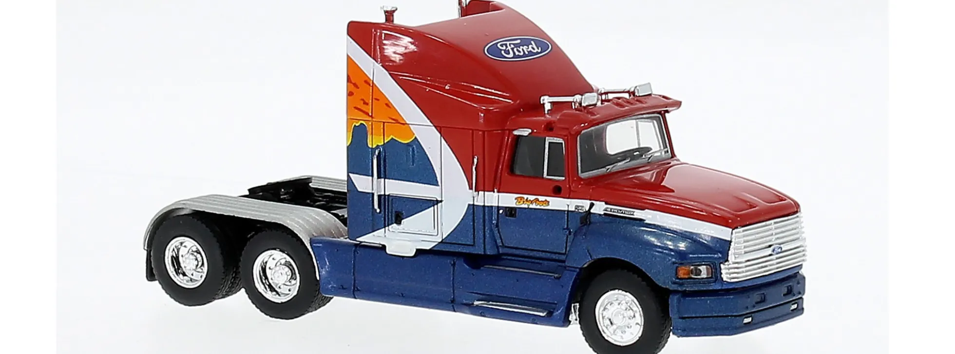 BREKINA 85904 Ford Aeromax Bigfoot Solozugmaschine 3achsig 1990 LKW-Modell 1:87