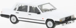BREKINA PCX870662 Volvo 740 Limousine 1984 weiss Automodell 1:87