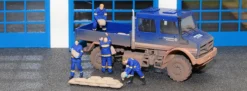 BUSCH 99633 Action-Set Hochwasserschutz THW-Einsatzkräfte | MC-Vedes | Figuren-Set Spur H0