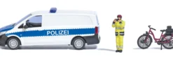 BUSCH 79801 Anzeigenhauptmeister mit Fahrrad + Polizeiauto | Action Set Spur H0