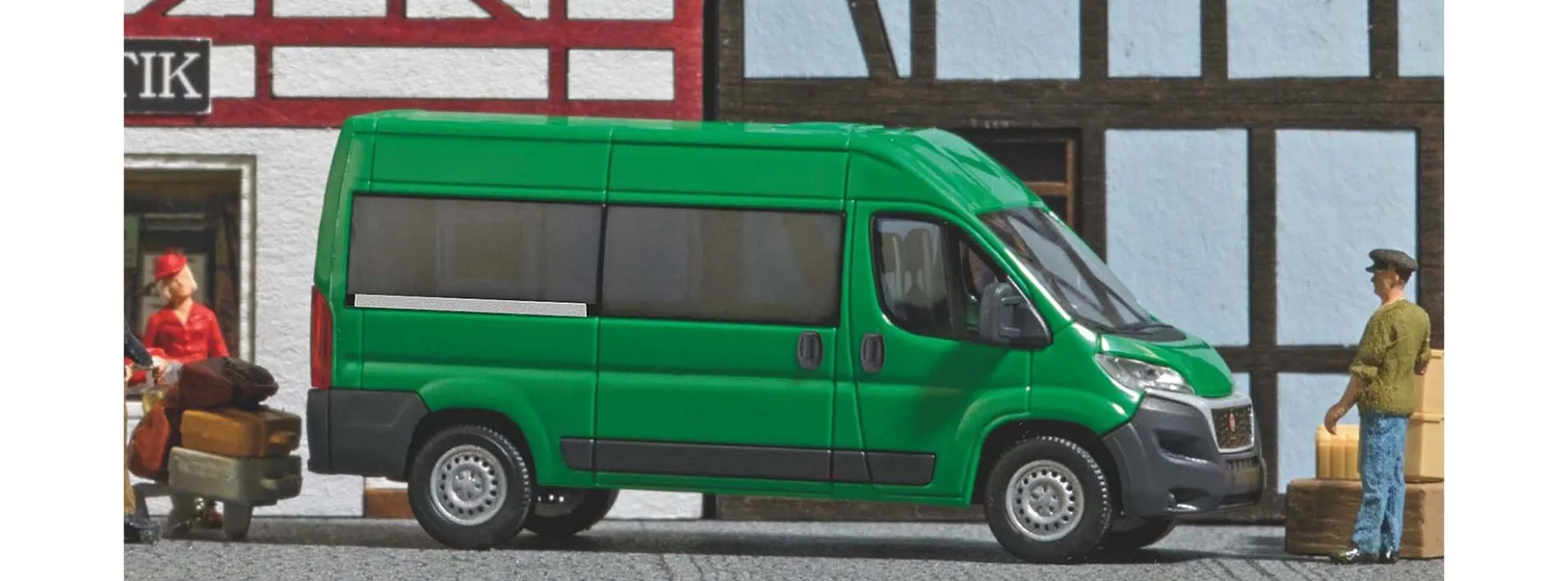 BUSCH 54651 Fiat Ducato Bus Grün | Modellauto 1:87