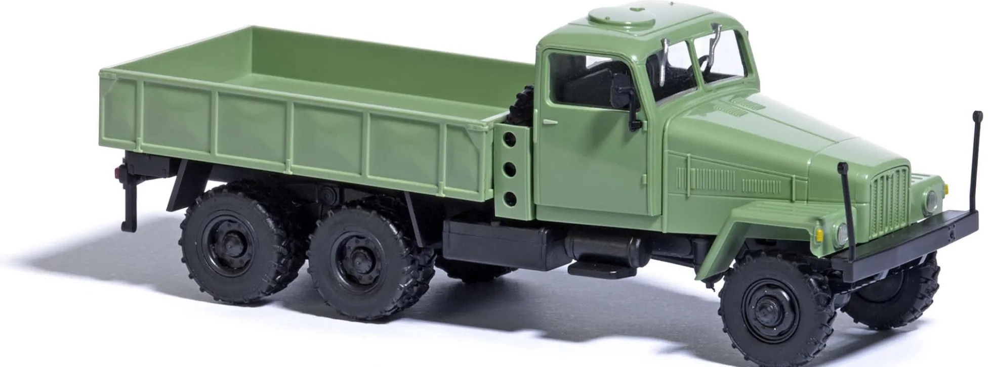 BUSCH 51500 IFA G5 grün 3achsig mit Pritsche LKW-Modell 1:87