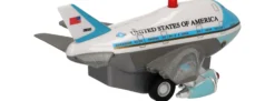 DARON 86PB-686A Air Force One Pullback Toy | mit Licht und Sound | Spielflugzeug