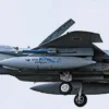 HASEGAWA 602423 F15J Eagle 303SQ Komatsu | Flugzeug Bausatz 1:72
