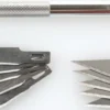 Heller 99009 Aluminium-Skalpell mit Feinspitz-Klinge | Modellbauwerkzeug