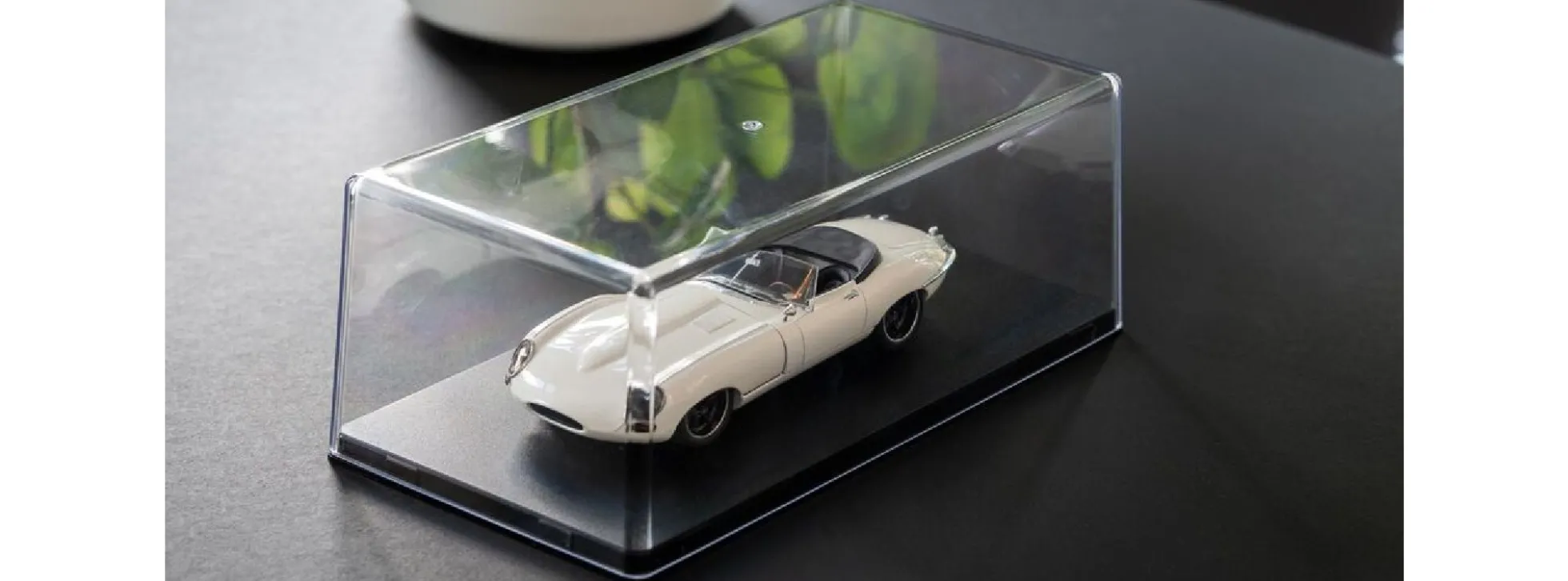Heller 95201 Vitrine aus Acryl | Maßstab 1:20 - 1:48