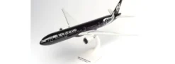 herpa 612777 Boeing 777-300ER Air New Zealand AllBlacks Steckbausatz 1:200
