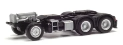 herpa 085335 Fahrgestell Mercedes-Benz 3achs mit Heckabstützung und Krankonsole 2 Stück Bausatz 1:87