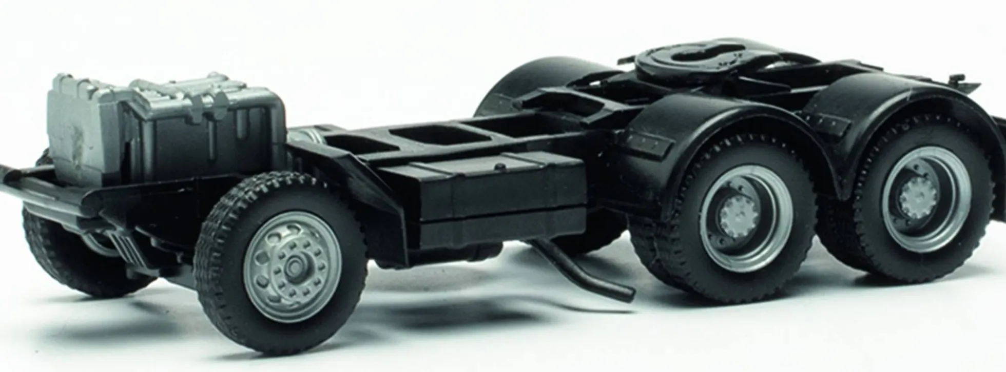 herpa 085823 Teileservice DAF 2800 RABA 3achsig 2 Stück schwarz Bausatz 1:87