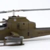 ICM 32060 AH-1G Cobra Frühe Ausführung des US Angriffshelikopters | Hubschrauber Bausatz 1:32