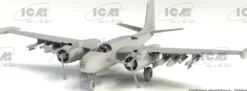 ICM 48280 B-26K mit USAF Piloten und Bodenpersonal | Flugzeug Bausatz 1:48