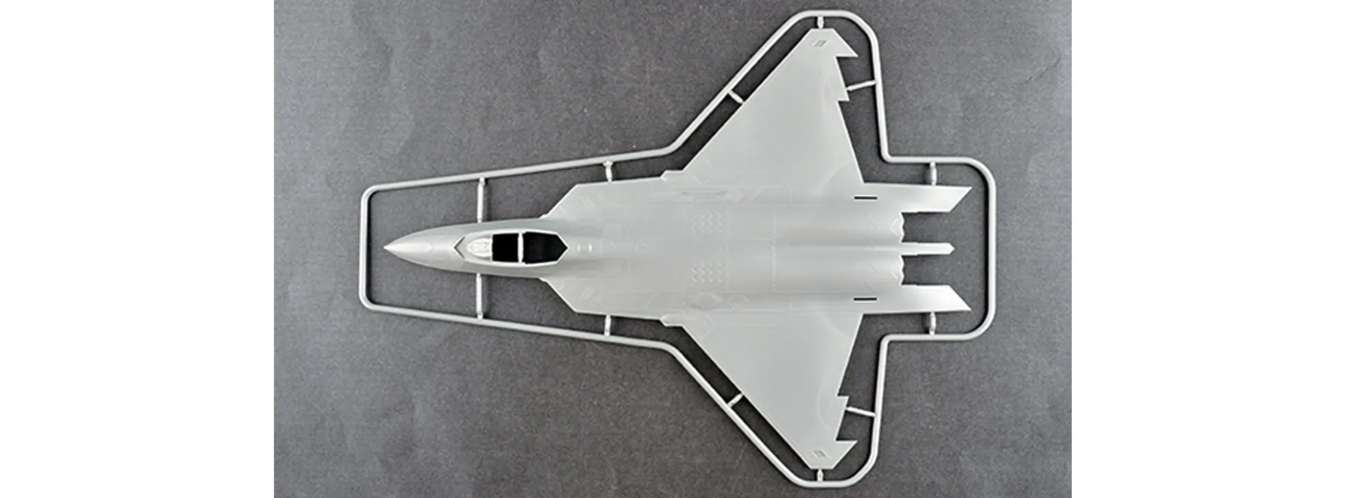ILOVEKIT 62801 F-22A Raptor | Flugzeug Bausatz 1:48