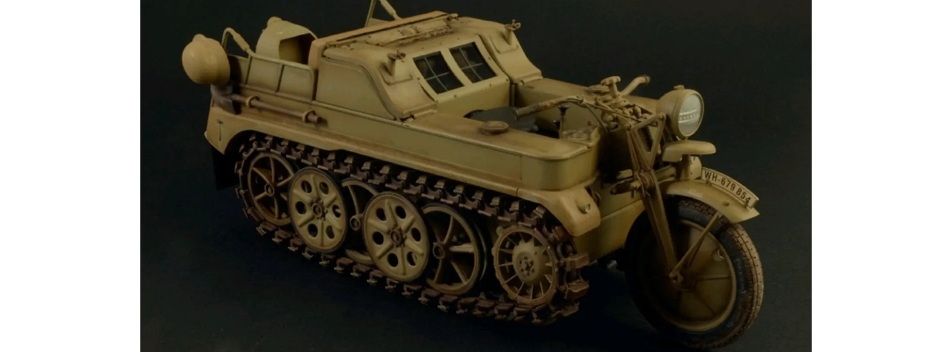 ITALERI 7404 Sd.Kfz. 2 NSU HK 101 Kettenkrad | Motorrad Bausatz 1:9