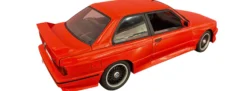 IXO 10126 BMW E30 1987 rot | Lichtfunktion | Metallteile | Premium Auto Bausatz 1:8