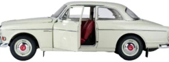 IXO 10101 Volvo 122S Amazon | Licht + Sound | mit Metallteilen | Premium Auto Bausatz 1:8