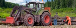 kibri 12246 Fendt mit Frontpolderschild Bausatz Spur H0