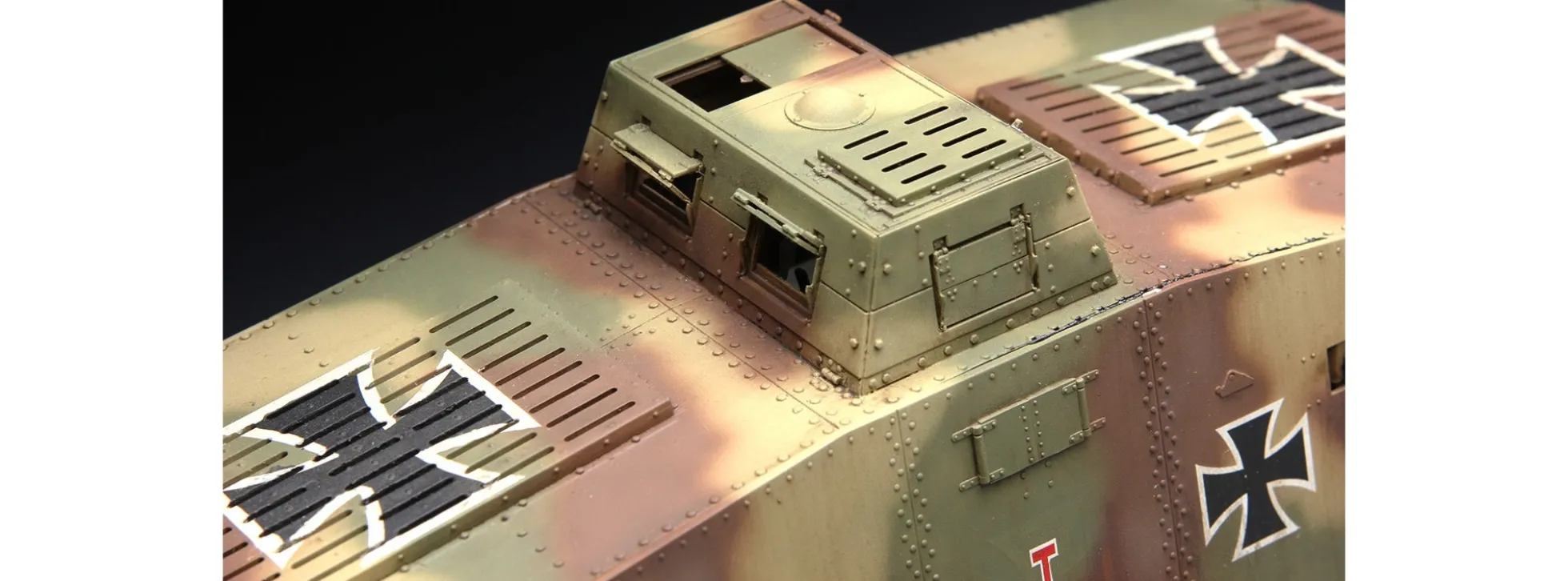 MENG TS-017 German A7V Tank (Krupp) | Panzer Bausatz 1:35