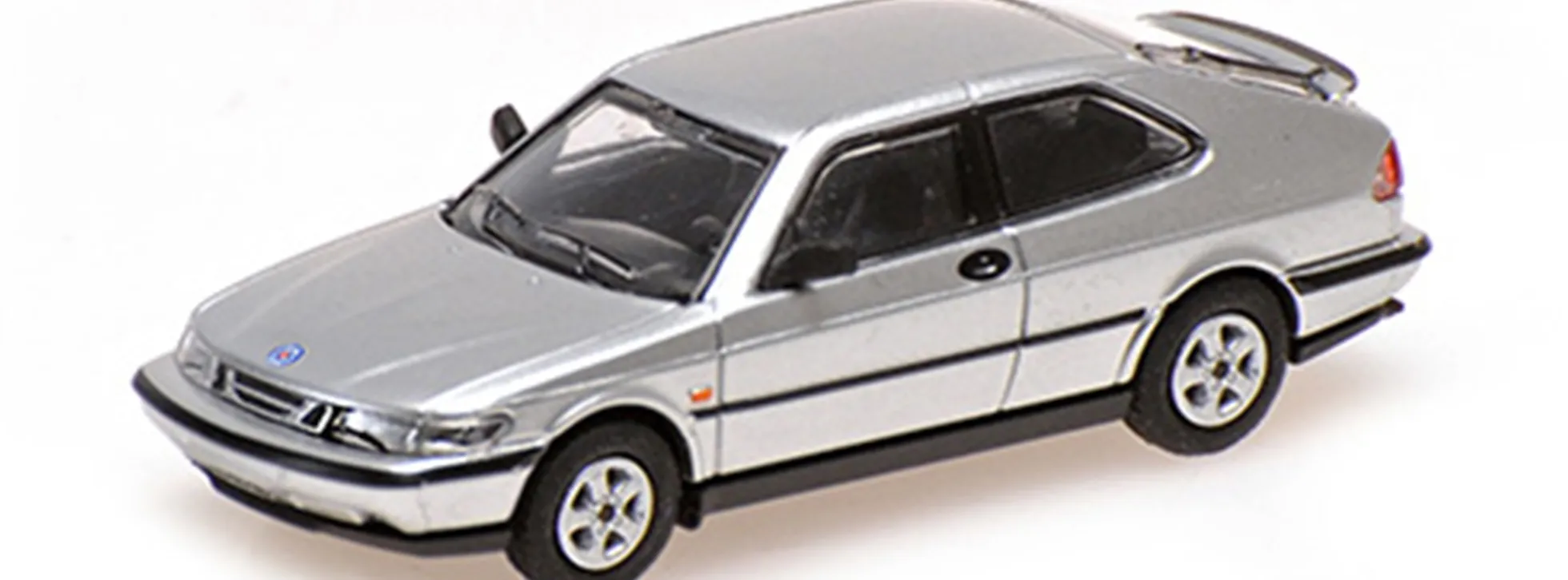 MINICHAMPS 870170122 Saab 900 Coupe 1995 silbermetallic Automodell 1:87