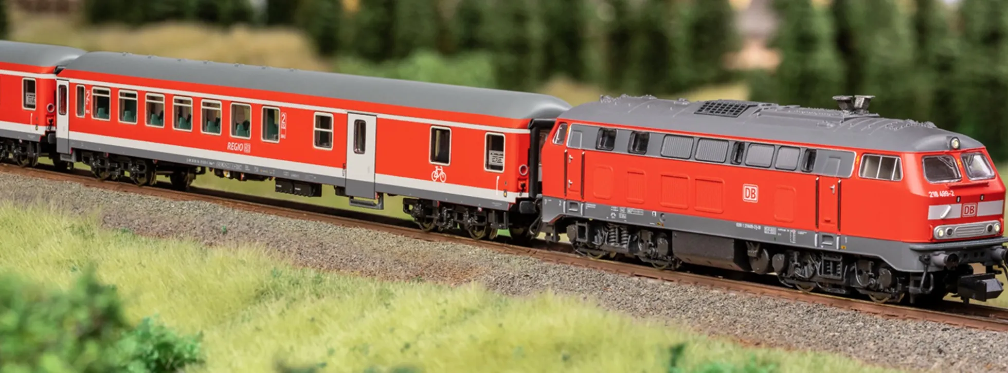 MINITRIX 11170 Digital-Startpackung Freizeitexpress DB AG | DCC Sound | Spur N