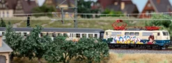 MINITRIX 16724 E-Lok BR 111 018 Graffiti DB | DCC Sound | MHI | Spur N