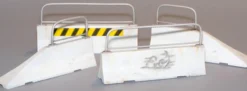 Plus-Model 6797383 Strasßnabsperrungen Resin 8-tlg. | Bausatz 1:35