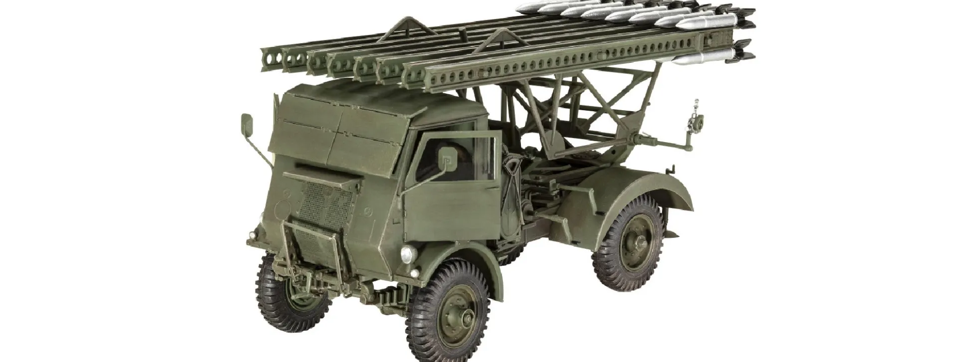 Revell 03338 BM-13-16 auf W.O.T. 8 Chassis | Raketenartillerie Bausatz 1:35