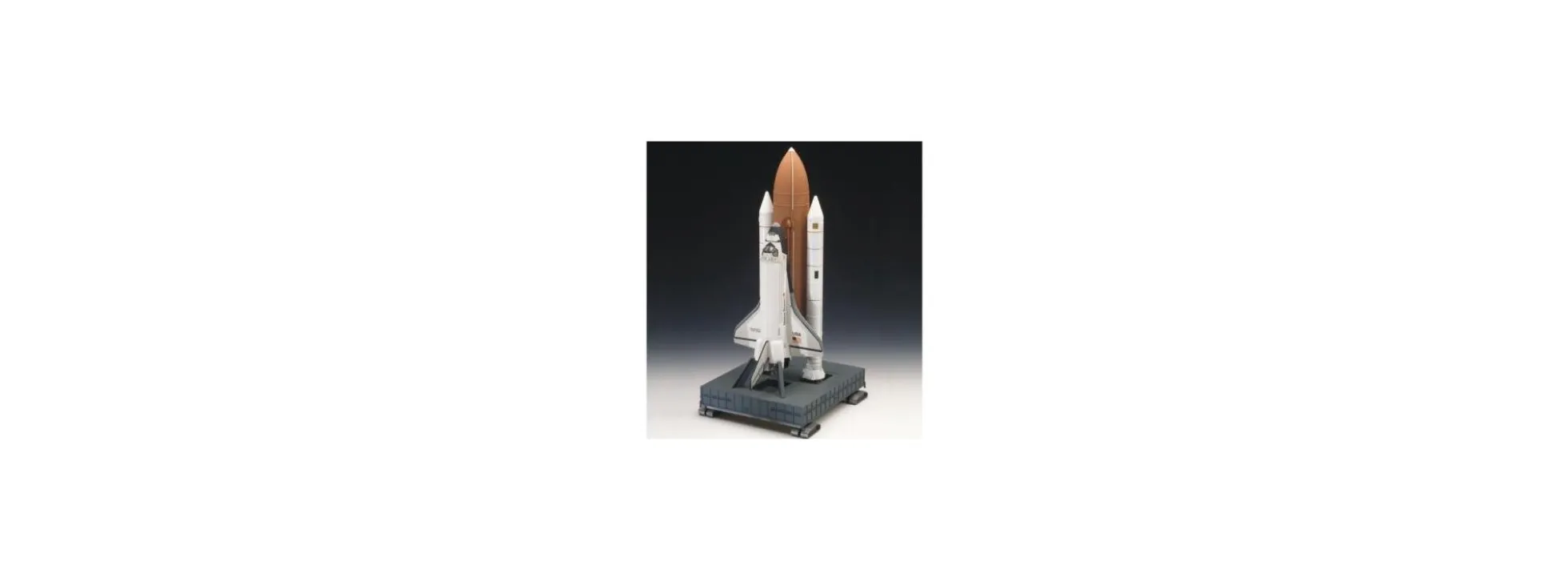 Revell 04736 Space Shuttle Discovery + Booster Rockets Bausatz 1:144
