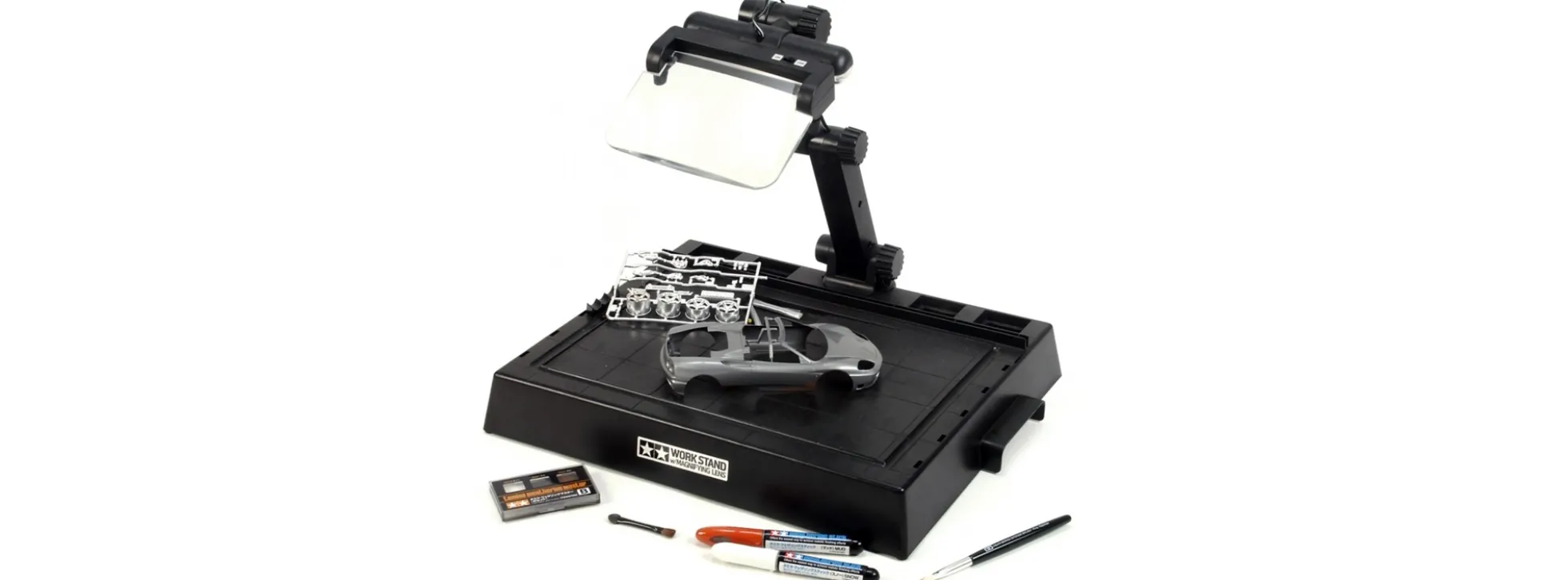 TAMIYA 74064 Arbeitsstation | Vergrößerungsglas Faktor 2x ca. 150 x 100 mm | LED