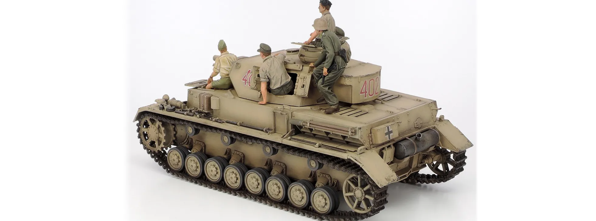 TAMIYA 25208 Deutscher PzKpfw.IV Ausf.F mit Motorrad BMW Krad DAK | Panzer Bausatz 1:35