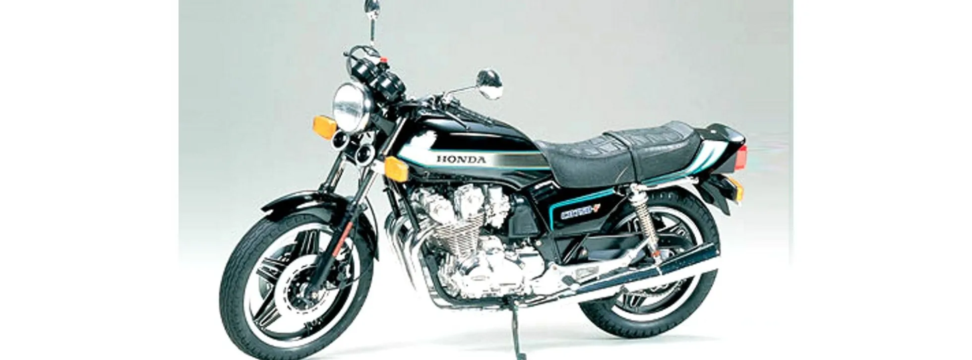 TAMIYA 16020 Honda CB750F Big Scale Motorrad Bausatz 1:6