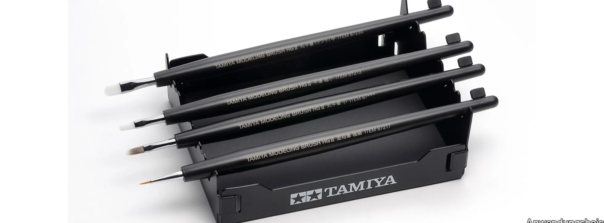 TAMIYA 87239 Pinselablage | 85 x 105 x 35 mm | Modellbau-Werkzeug