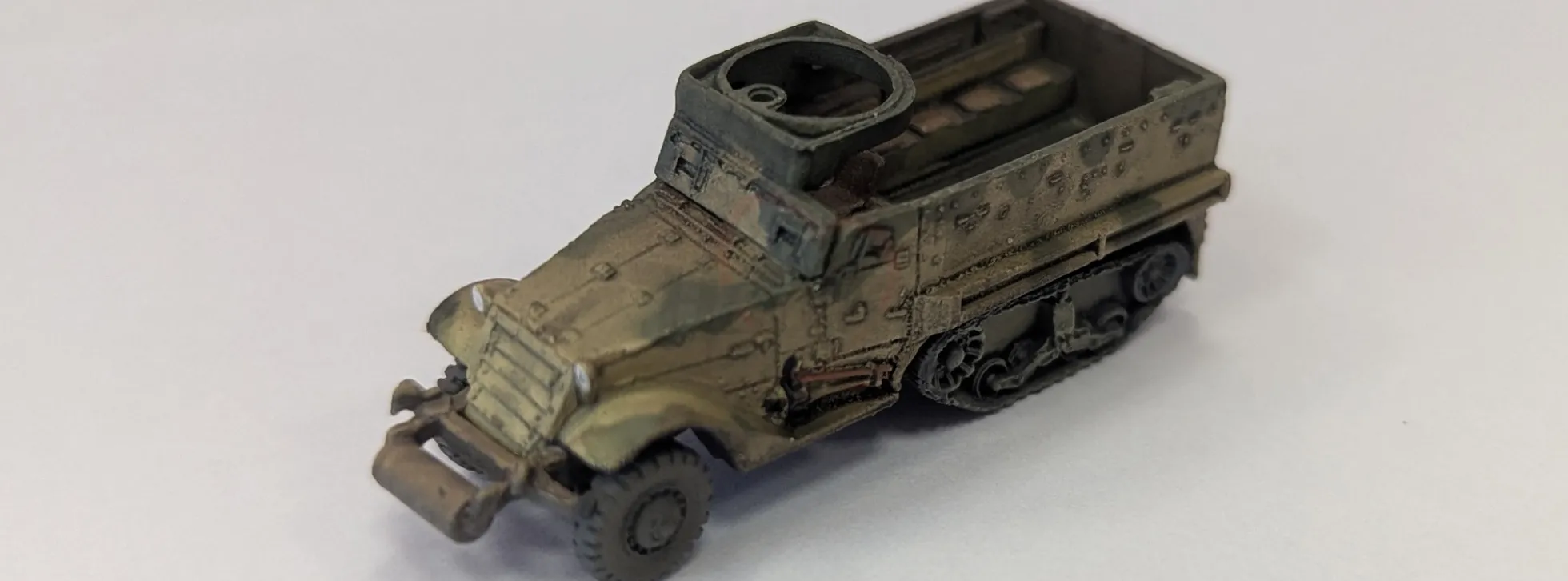 TANKTALES 0003 M16 Halbkettenfahrzeug Splittertarn | Militärmodell 1:144