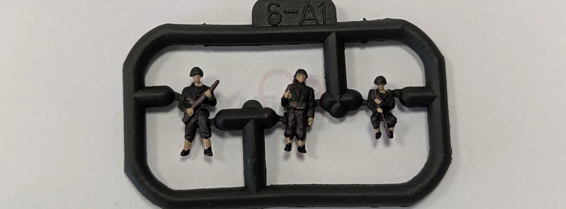 TANKTALES 0003 M16 Halbkettenfahrzeug Splittertarn | Militärmodell 1:144