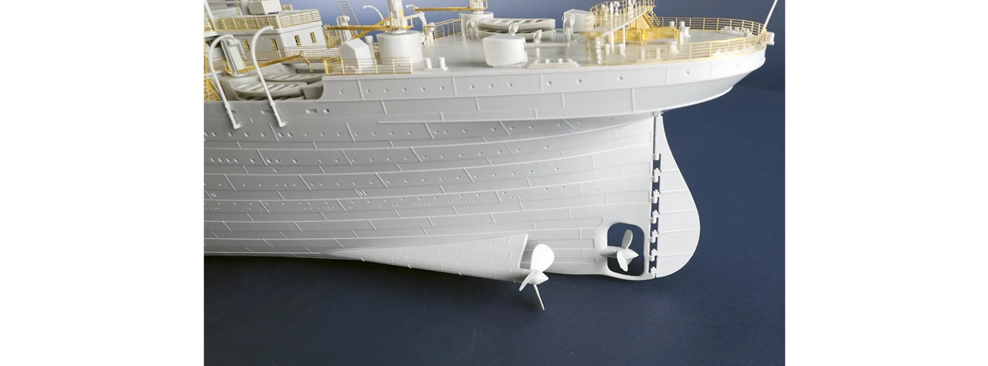 TRUMPETER 03720 HMT Olympic | Schiff Bausatz 1:200