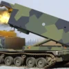 TRUMPETER 01047 M270/A1 Multiple Launch Rocket System | Militär Bausatz 1:35