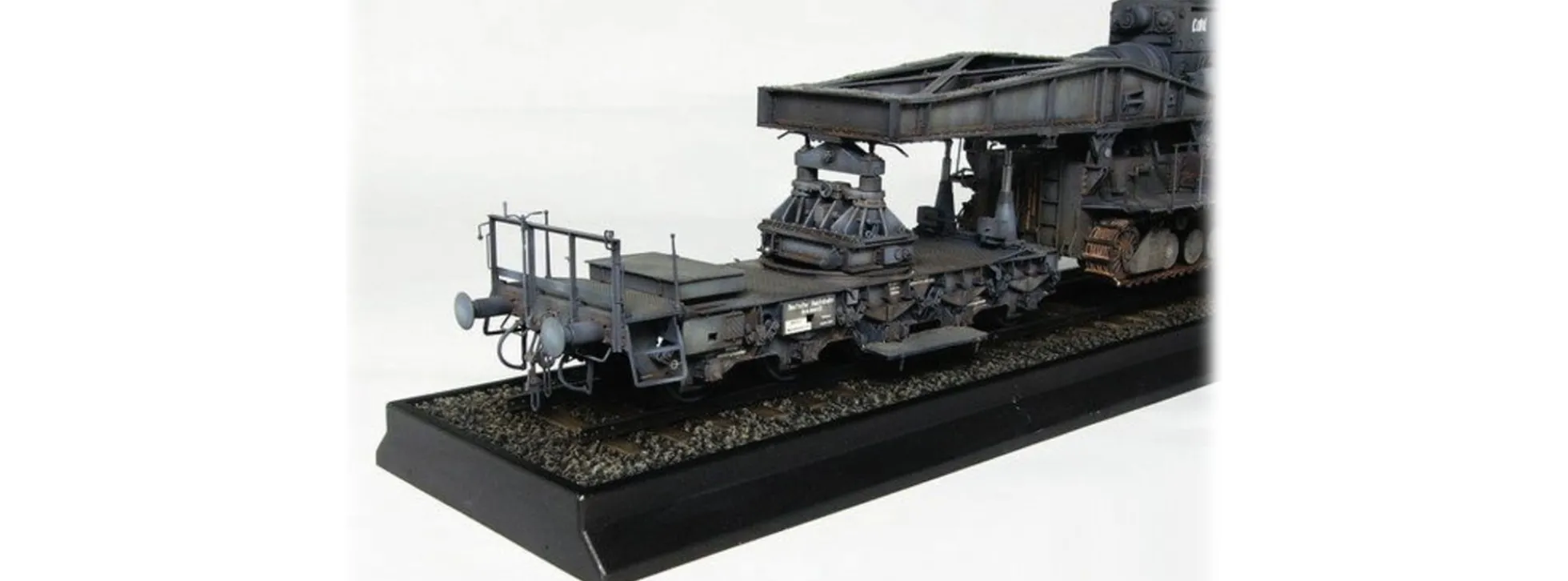 TRUMPETER 00209 Mörser Karl Gerät 040/041 Eisenbahntransport Bausatz 1:35