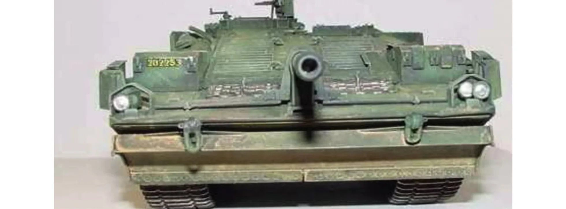 TRUMPETER 00309 Schwedischer Strv 103B MBT | Panzer Bausatz 1:35