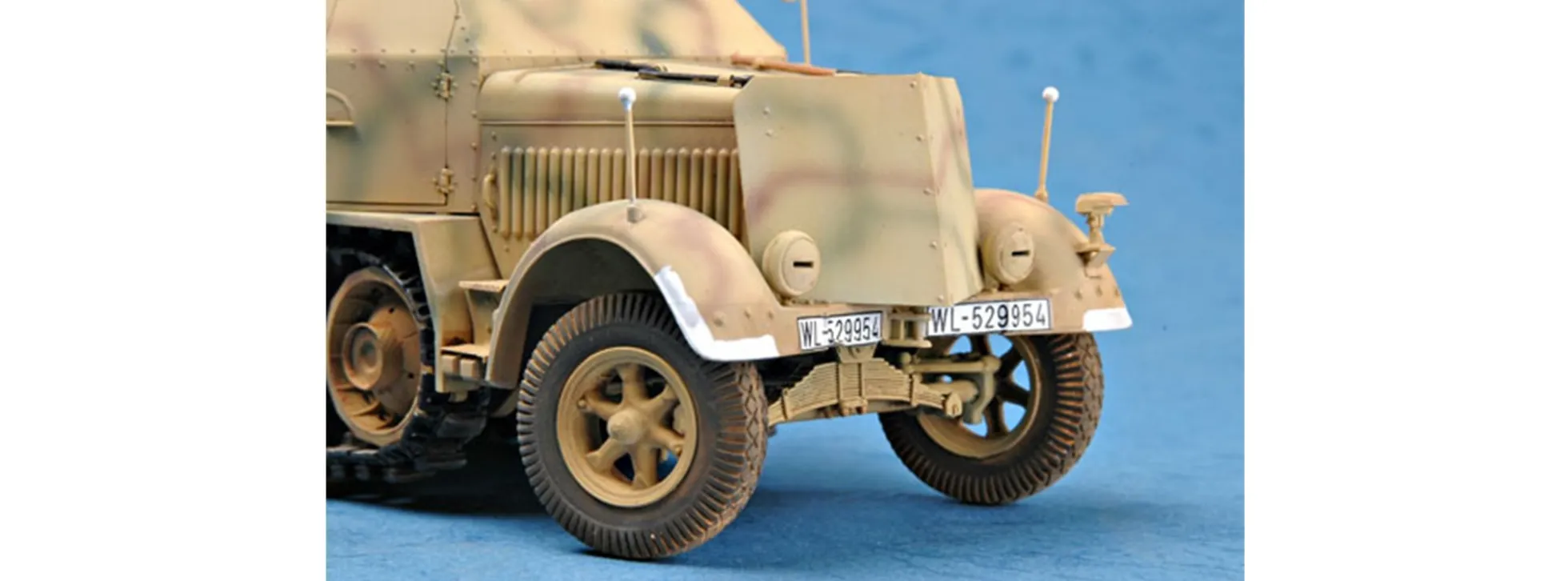 TRUMPETER 01524 Sd. Kfz. 7/1 2 cm Flakvierling 38 auf Selbstfahrlafette | Militär Bausatz 1:35