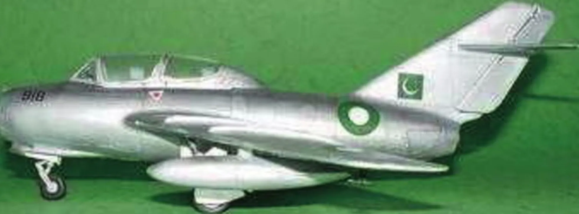 TRUMPETER 02805 Sovietische Mikojan-Gurewitsch MiG-15 UTI Midget | Flugzeug Bausatz 1:48