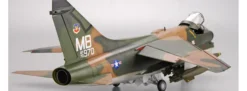 TRUMPETER 02245 USAF A-7D Corsair II Flugzeug Bausatz 1:32