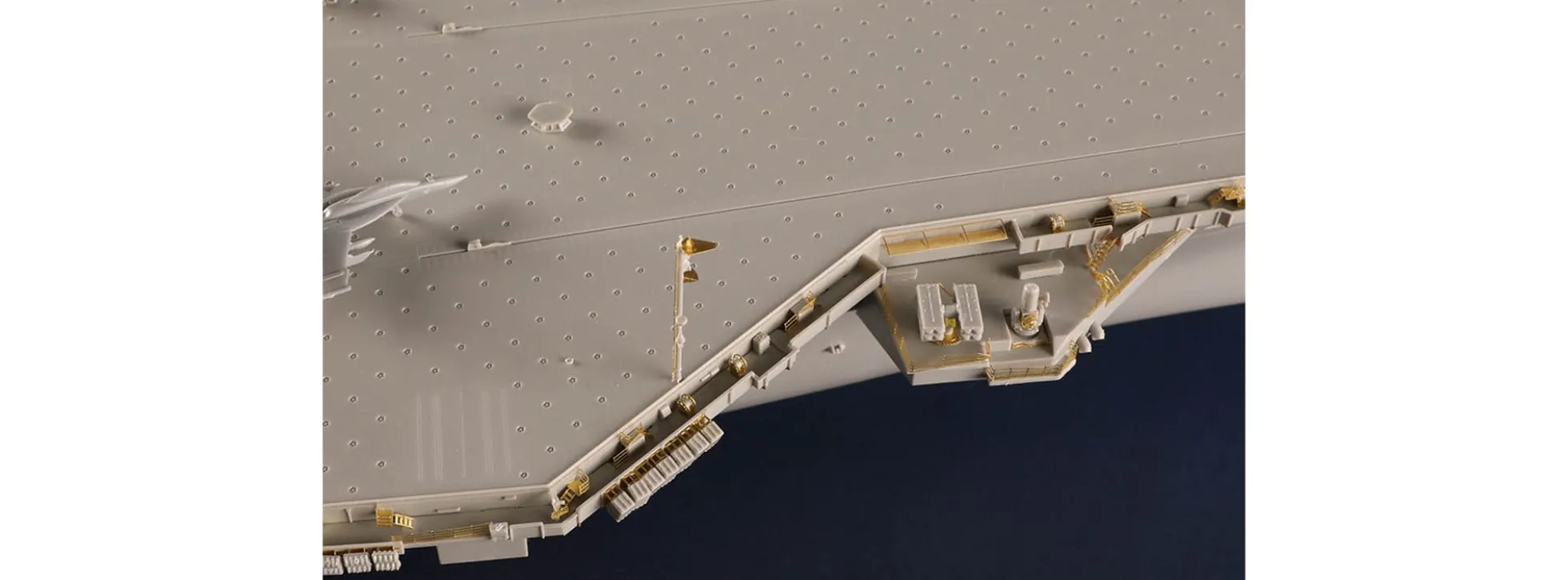 TRUMPETER 05638 USS Gerald R.Ford CVN-78 | Schiff Bausatz 1:350